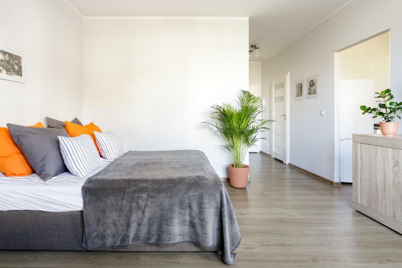 Airport Residence Orange Warszawa Zewnętrze zdjęcie
